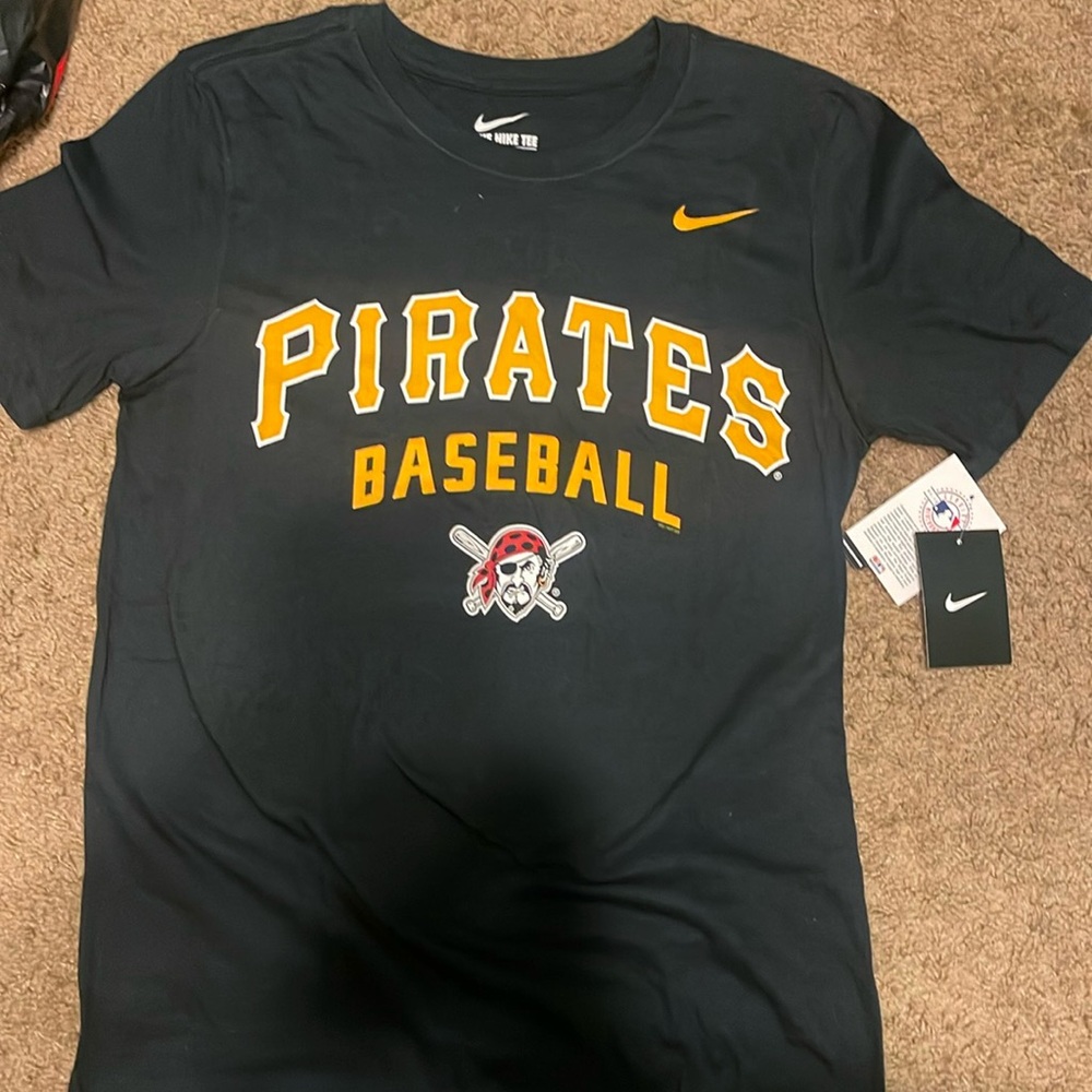 Pirate tee